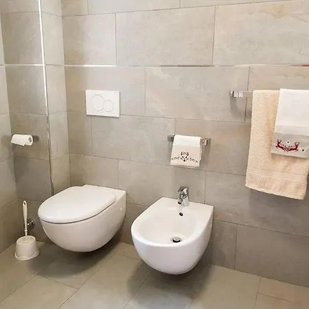 In Champoluc- Centro شقة *