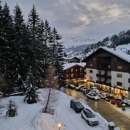 In Champoluc- Centro