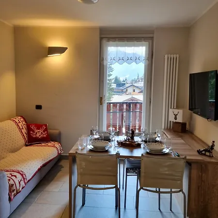 In Champoluc- Centro شقة تشامبولوك